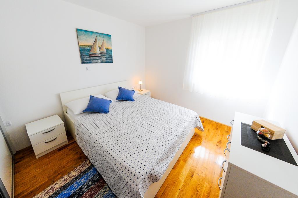 Apartments Rajic Сплит Экстерьер фото