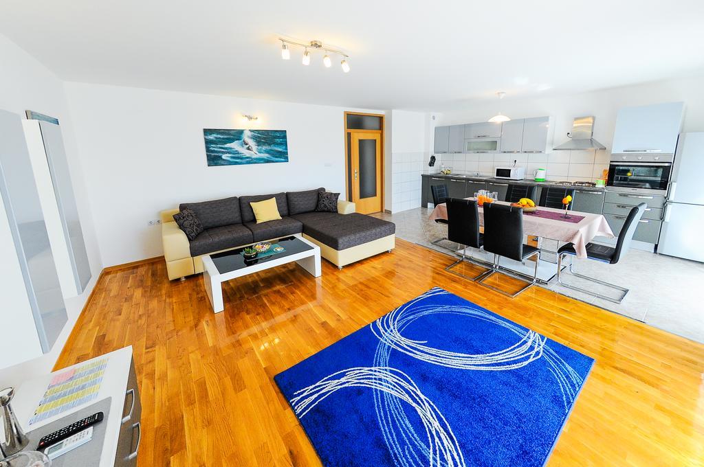 Apartments Rajic Сплит Экстерьер фото